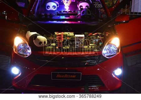 Pasay, Ph - Dec 8 - Toyota Wigo At Bumper To Bumper Car Show On December 8, 2018 In Pasay, Philippin