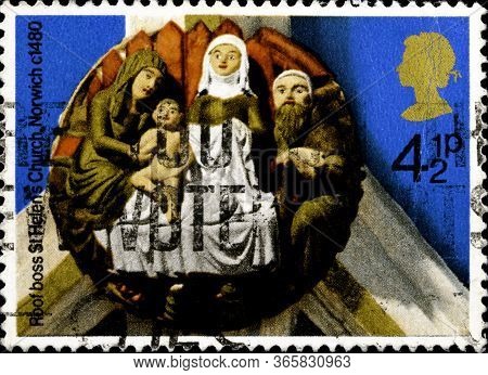 02 10 2020 Divnoe Stavropol Krai Russia Postage Stamp Great Britain 1974 Christmas Church Roof Bosse