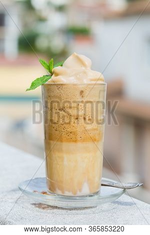 Trendy Iced Frothy Ultra Fluffy Dalgona Instant Coffee Drink