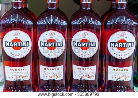 Tyumen, Russia-may 04, 2020: Vermouth Martini Rosato In A Glass Bottle Of 1 Litre Was Put Up For Sal