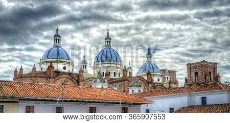 Cathedral Of La Inmaculada Concepción, In Downtown Cuenca, Unesco World Heritage Site, Ecuador, On A