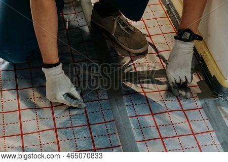 Making Underfloor Heating - Preparing Thermal Foil