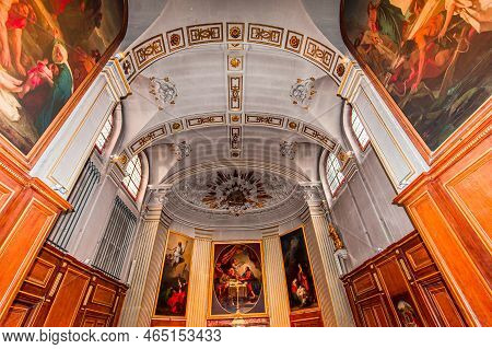 Interiors Of Saint Louis En L'ile  Church, Paris, France