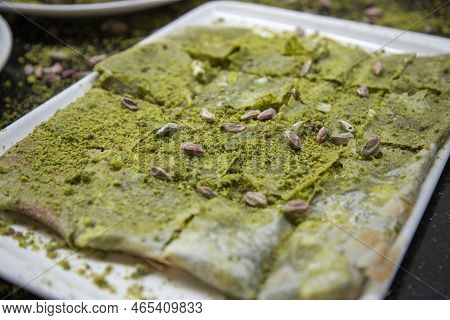 Delicious Turkish Traditional Dessert Katmer From Gaziantep - Green Pistachio