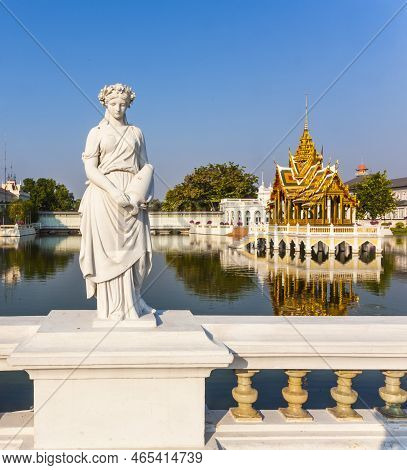 Ayutthaya, Thailand - December 24, 2009: Statue At Bang Pa-in Palace Near Bangkok, Thailand (summer 