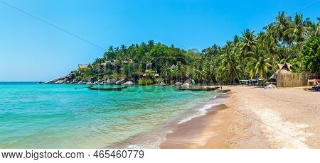 Panorama Of  Sairee Beach At Koh Tao Island, Thailand