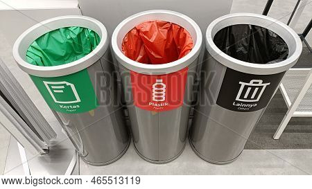Three Types Of Trash Cans Are Paper, Plastic, And Others.