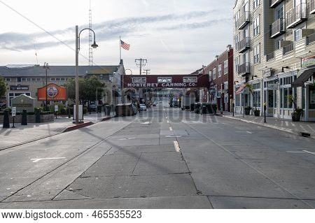 Monterey, Ca, Usa, 31 January 2022. Monterey Canning Company In Cannery Row Is A Popular Tourist Att