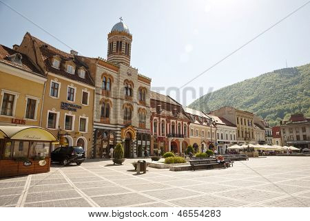 เมืองศูนย์กลางของ Brasov โรมาเนีย
