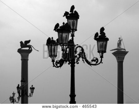 Lampe mit Tauben