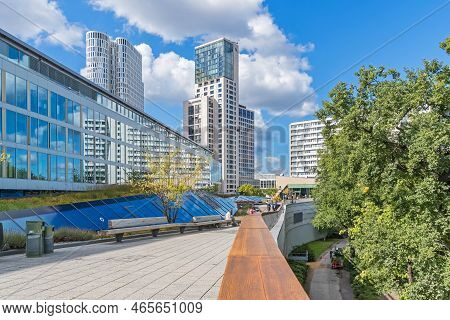 Berlin, Germany - September 4, 2022: Walk-on Terrace Of The Shopping Center Bikini-haus At  The Zoo 