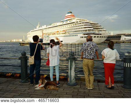 Kanagawa Prefecture Japan - Sept 14, 2019: People Sees Off A Cruise Ship. Largest Cruise Ship In Jap