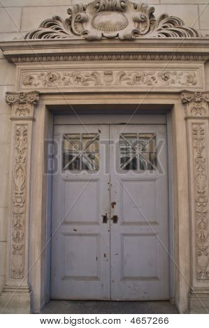 Puerta gris