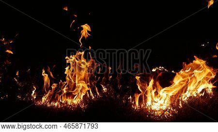 Haystack Fires At Night In Arid Areas The Ash Erupted And The Wind Was Very Dangerous. Ashes Red As 