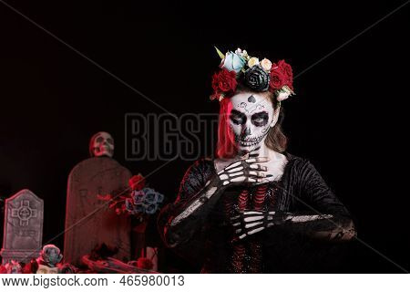 Horror Lady Goddess Of Death Costume With Body Art, Wearing Flowers Crown To Celebrate Dios De Los M