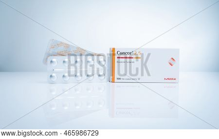 Chonburi, Thailand-august 21, 2022 : Concor 2.5 Product Of Merck In Paper Box Packaging On White Bac