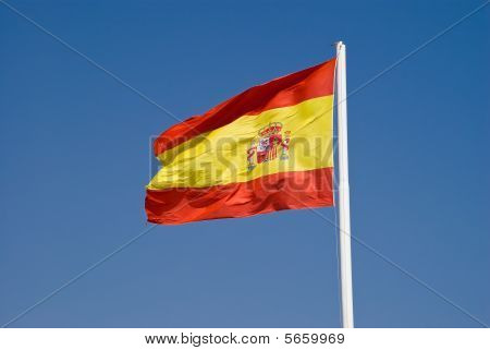 Lipun Espanja liikkuvat