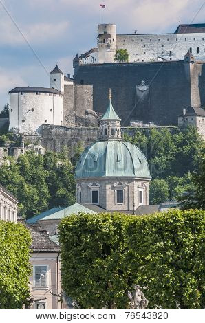 Mirabell Garden (mirabellgarten) At Salzburg, Austria