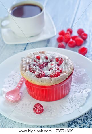 fresh soufflé with raspberries