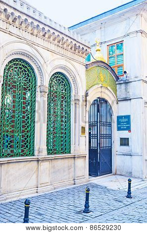 The Famous Museum