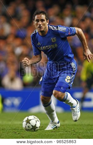 LONDON, ENGLAND. September 19 2012 Chelsea's English midfielder Frank Lampard runs with the ball during the UEFA Champions League football match between Chelsea and Juventus played at Stamford Bridge