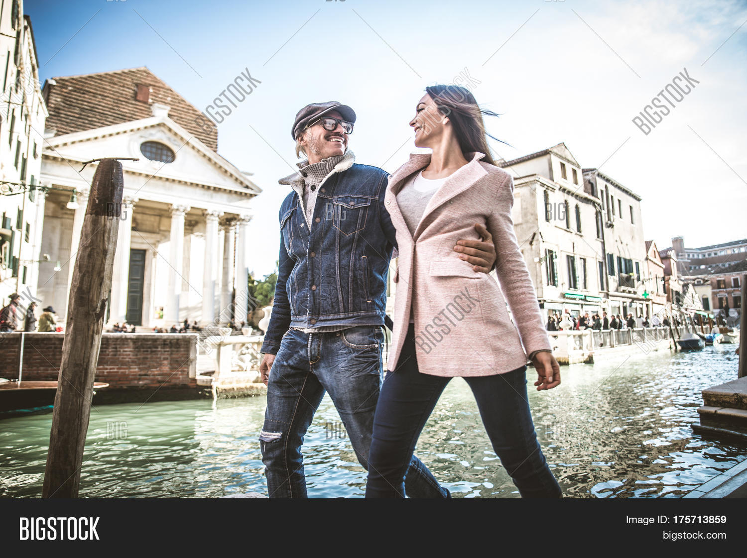 venice big and beautiful singles Plentyoffish dating forums are a place to meet singles and get dating advice or share dating experiences etc hopefully you will all have fun meeting singles. venice big and beautiful singles Plentyoffish dating forums are a place to meet singles and get dating advice or share dating experiences etc hopefully you will all have fun meeting singles.