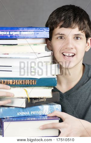 10 代の恐怖を保持している教科書のスタック