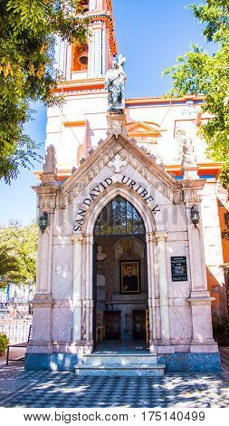 Beautiful photo of the chapel on one side of the parish of San Francisco de Asis in Iguala, Guerrero.