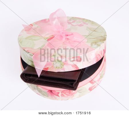 Kožená peněženka v dárkovém balení