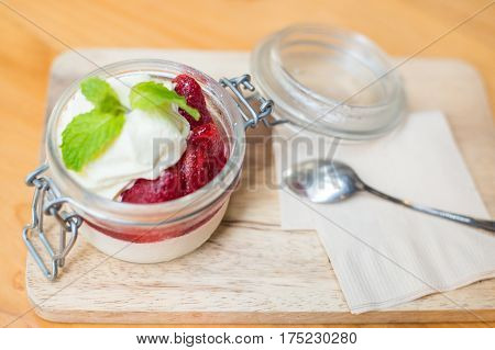 Strawberry Panacotta In Little Jar Mug