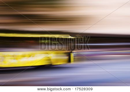 Geschwindigkeit-Auszug aus einem Bus auf den Straßen von Oslo.