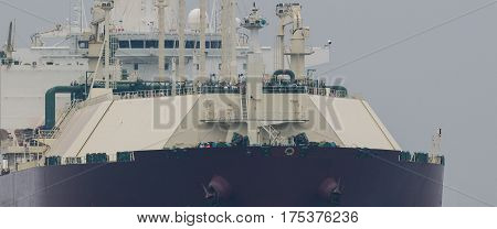 GRAT LNG TANKER - Tanker sailing from Qatar with the supply of natural gas