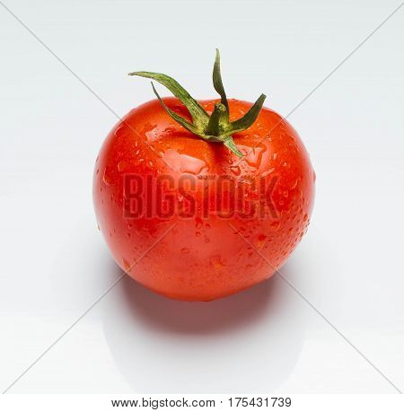 tomato fresh splash water action movement healthy juicy natural plant ripe vegetable vegetarian