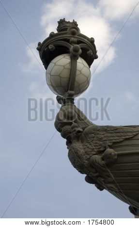 Lampa Troitsky most
