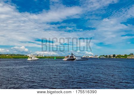 Large Silver Trimaran