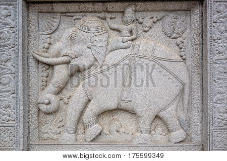 Stone sculptures of elephants in a Hindu temple
