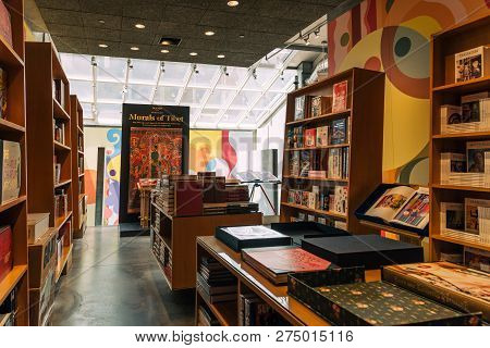 New York City, Usa - June 25, 2018: Interior View Of Bookstore In Greene Street In Soho Cast Iron Hi