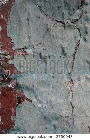 Parede pintada desarrumado