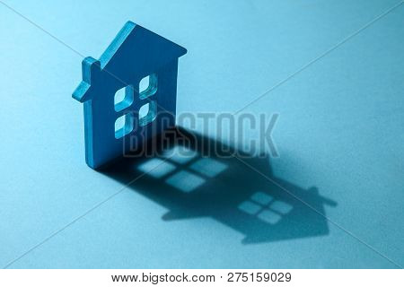 One-story House With Shadow In The Form Of Two-story House. The Need To Increase The Area Of The Hou