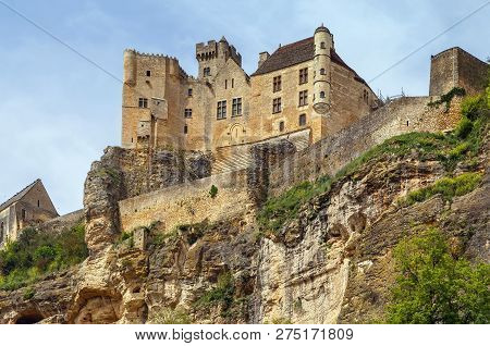 Chateau De Beynac Is A Castle Situated In The Commune Of Beynac-et-cazenac, In The Dordogne Départem