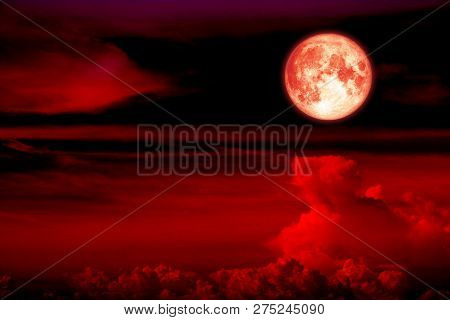 Blood Moon On Sky Line Heap Cloud And Spread Soft Cloud