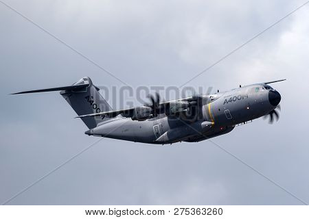 Farnborough, Uk - July 16, 2014: Airbus Defence And Space A400m Military Cargo Aircraft F-wwms.