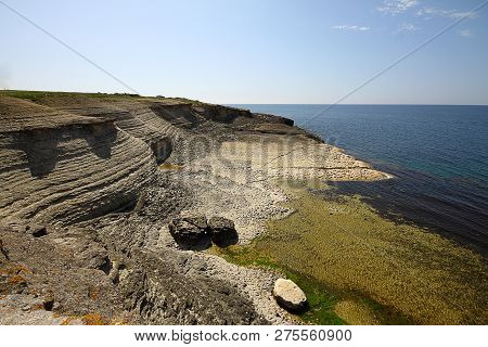 A Rocky Area By The Sea Istanbul, Turkey