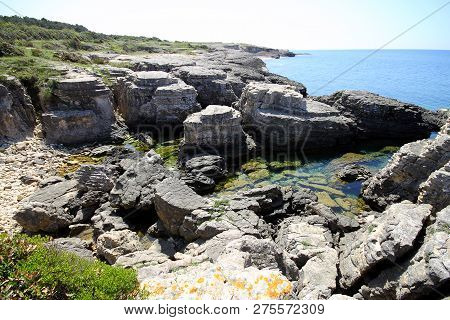 A Rocky Area By The Sea Istanbul, Turkey