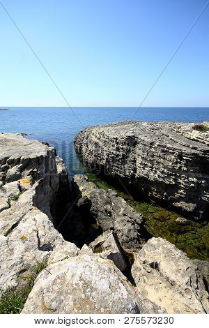 A Rocky Area By The Sea Istanbul, Turkey