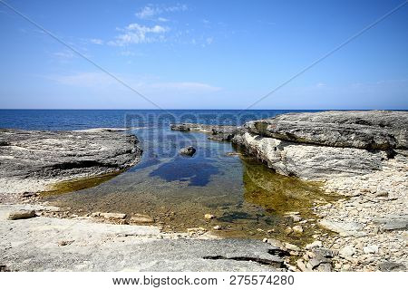 A Rocky Area By The Sea Istanbul, Turkey