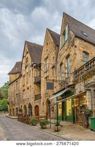 Street In Sarlat-la-caneda Historical Center, Department Of Dordogne, France