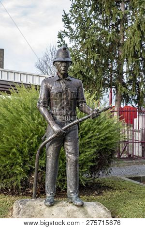 Statue In Tribute To Fireman In Melgaco