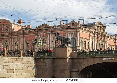 St. Petersburg, Russia - August 11, 2018: View Of The Anichkov Bridge In St. Petersburg From The Ple