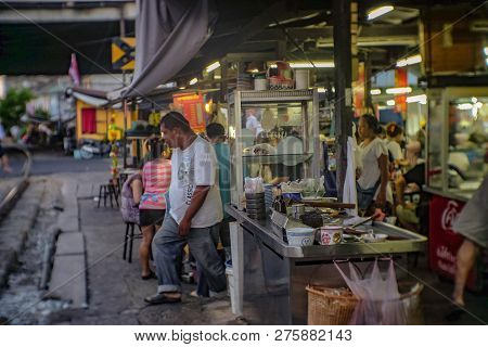 Bangkok/thailand - 16 June 2017:unacquainted Thai People Or Tourist In Talat Phlu Train Station Mark